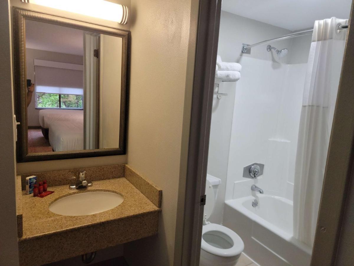Spark By Hilton Hummelstown Hershey Exterior photo