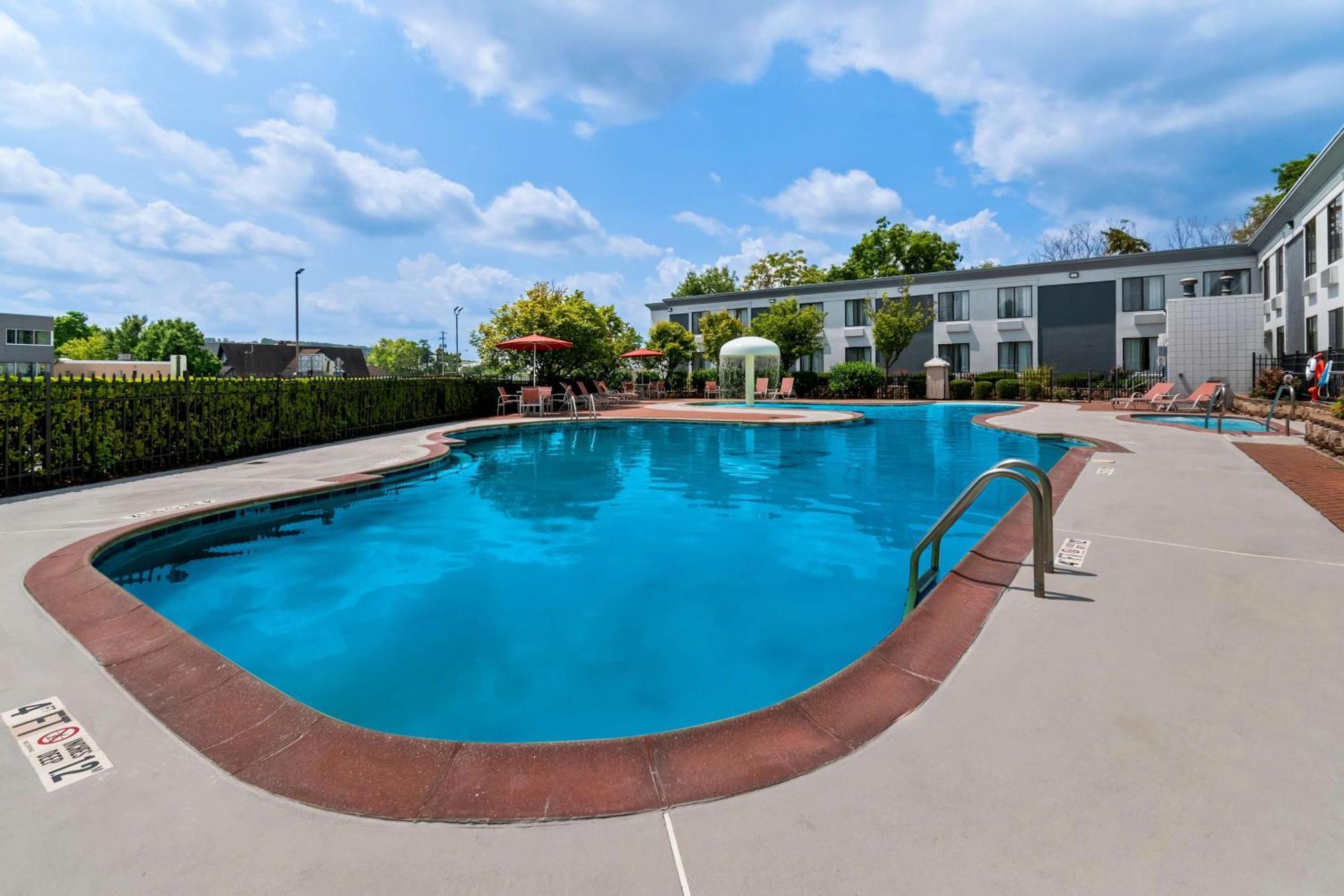 Spark By Hilton Hummelstown Hershey Exterior photo